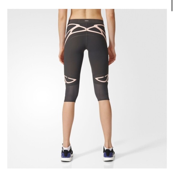 NWOT adidas AZ Adizero size small 3/4 graphic running tights med compression - Picture 5 of 16